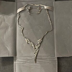 Elegant Silver Necklace and Earring Set